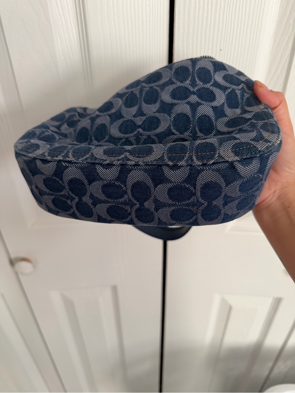 Coach shoulder bag - Picture 3 of 5